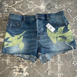BNWT express vintage mid rise shorts